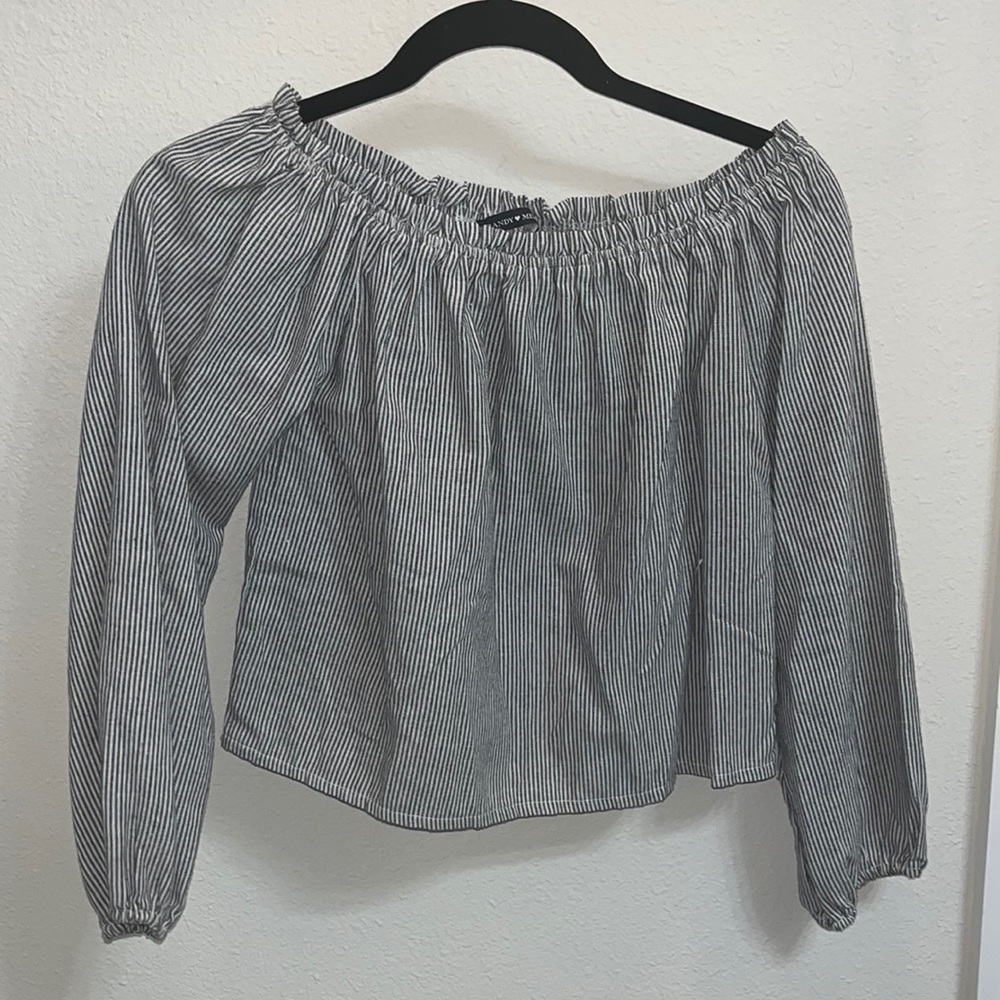 Off the shoulder striped brandy Melville shirt